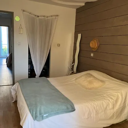 - 2 Chambres 4 Personnes Balcon Parking - Evelyne