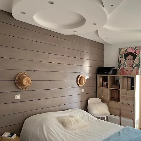 - 2 Chambres 4 Personnes Balcon Parking - Evelyne Apartment