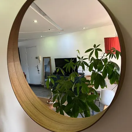 - 2 Chambres 4 Personnes Balcon Parking - Evelyne Apartment